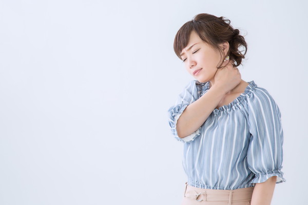 頸部脊柱管狭窄症の女性